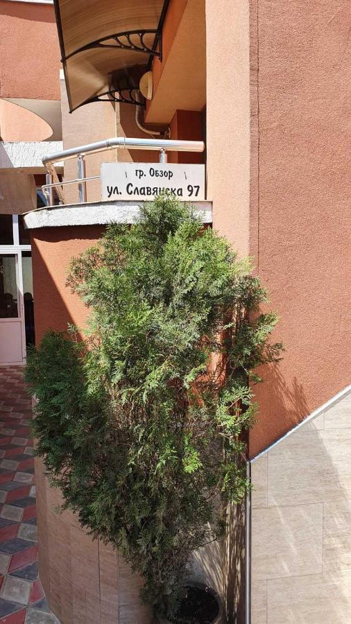 Marianas Guesthouse Obzor Exterior foto