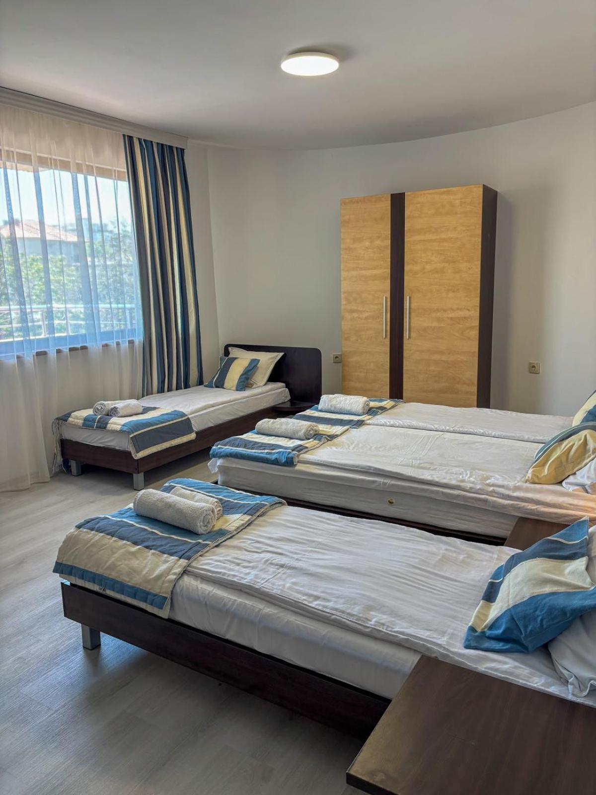 Marianas Guesthouse Obzor Exterior foto