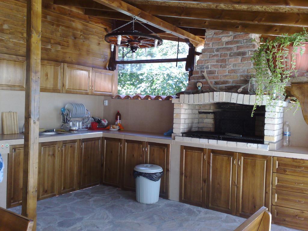 Marianas Guesthouse Obzor Habitación foto