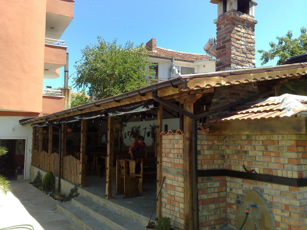 Marianas Guesthouse Obzor Habitación foto